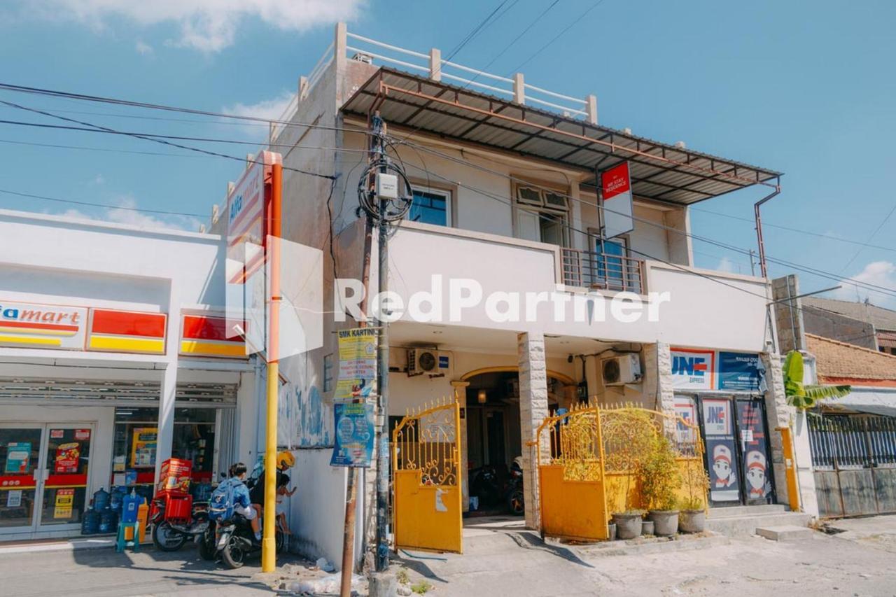 We Stay Residence Redpartner Surabaja Zewnętrze zdjęcie