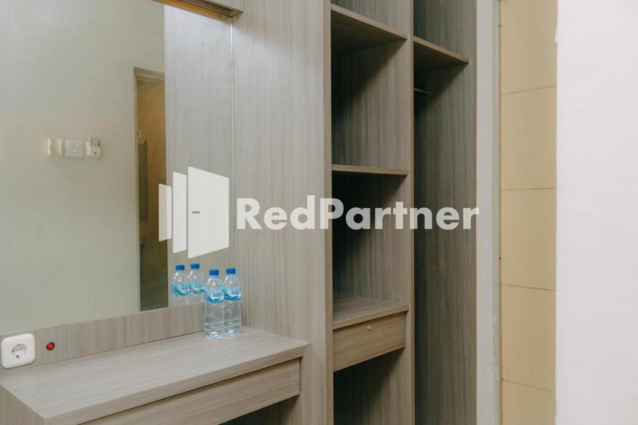 We Stay Residence Redpartner Surabaja Zewnętrze zdjęcie
