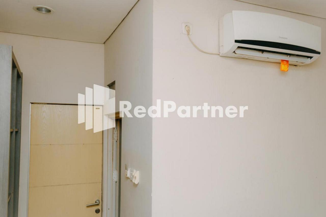 We Stay Residence Redpartner Surabaja Zewnętrze zdjęcie