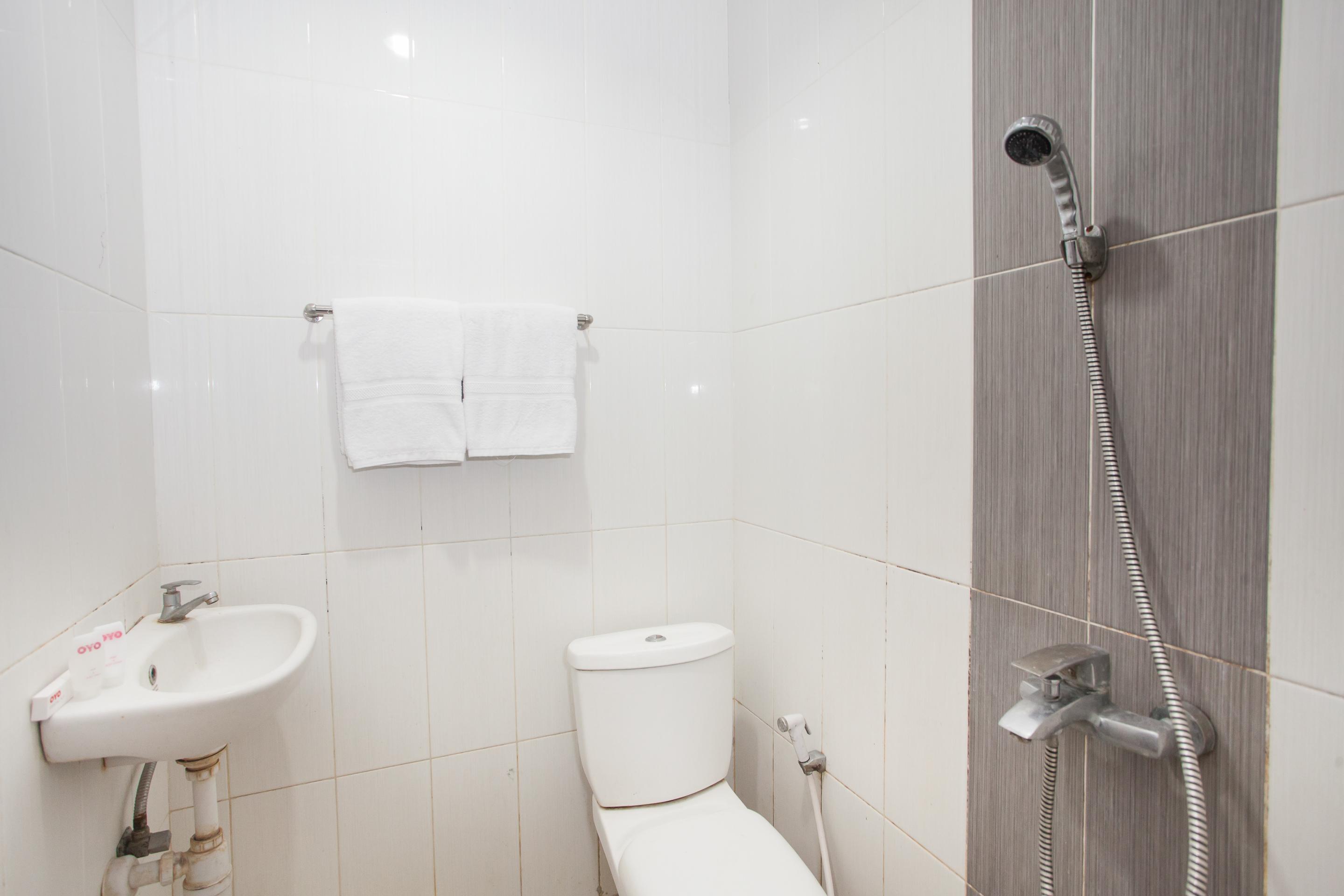 We Stay Residence Redpartner Surabaja Zewnętrze zdjęcie